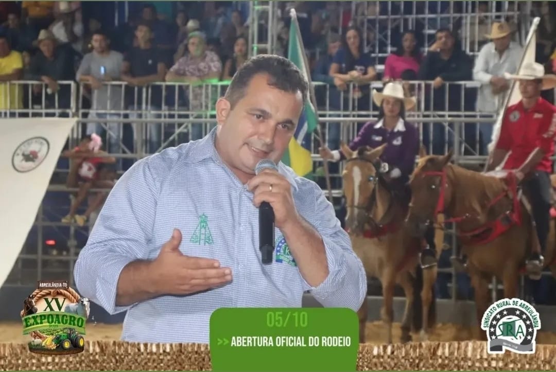 Na abertura oficial da Exposição Agropecuária de Abreulândia, Manoel Moura cita parceiros que contribuíram com o evento