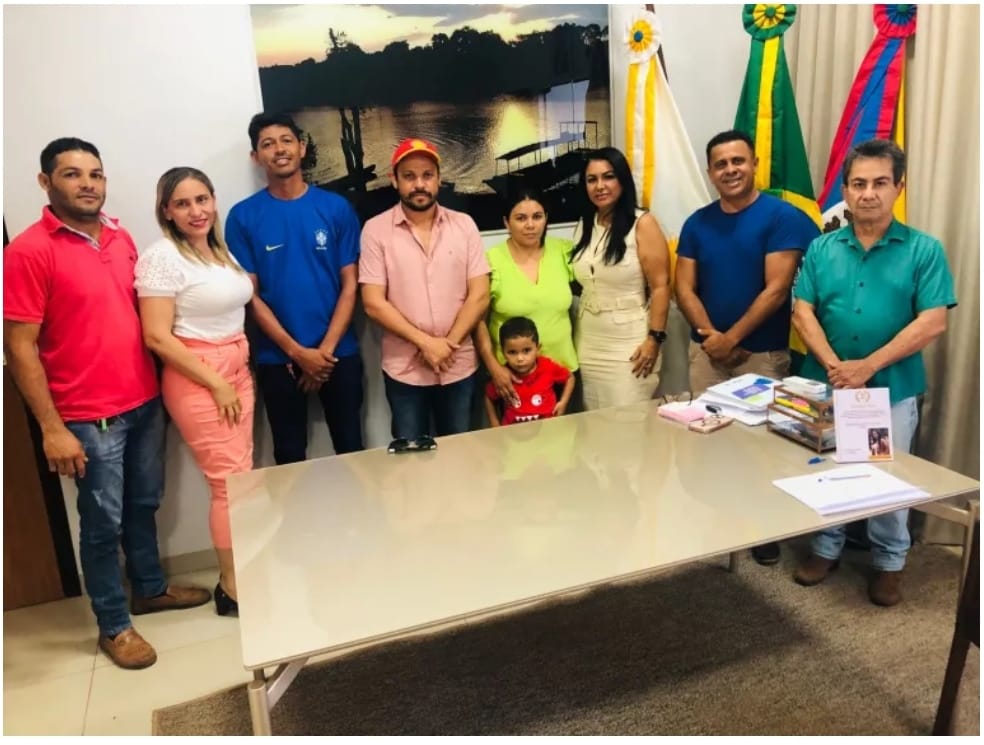 Sob a liderança de Clebinho Cavalcante, legislativo de Caseara se reúne com prefeita Ildislene e apresenta demandas ao Palácio do Cazé