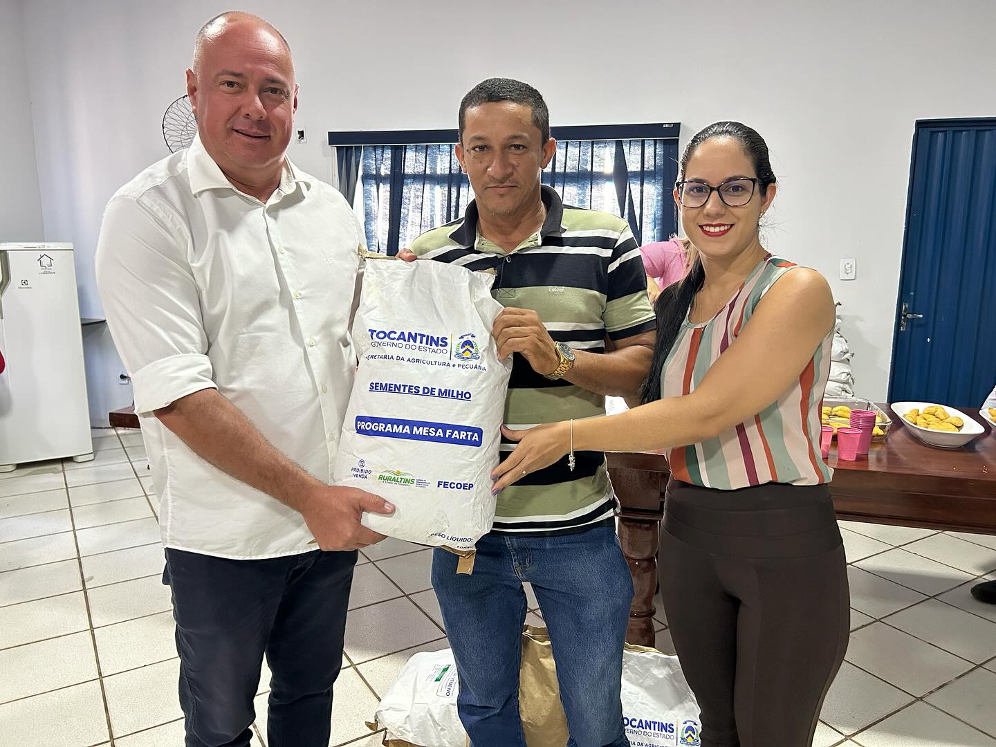 Prefeitura de Divinópolis do Tocantins fortalece agricultura familiar com distribuição de sementes aos pequenos produtores