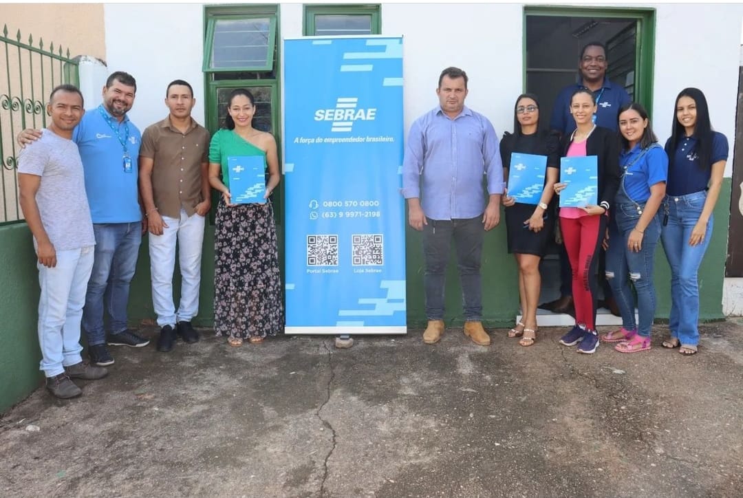 Manoel Moura participa do atendimento da equipe do Sebrae na Sala do Empreendedor de Abreulândia