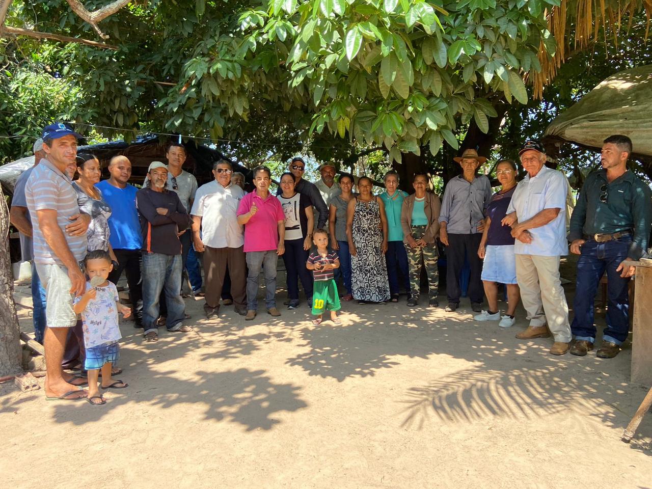 Prefeito Suiar Mariano visita assentamento Bico da Manchete e se compromete em atender demandas de agricultores em Caseara