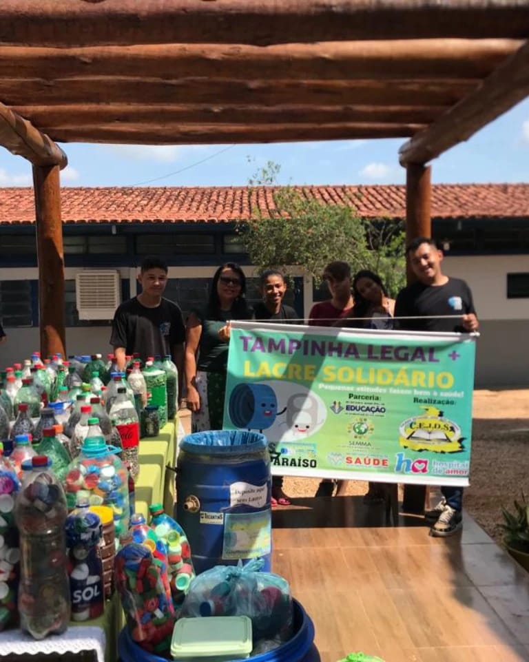 Projeto Tampinha Legal e Lacre Solidário desenvolvido pelos alunos do CEJDS em Divinópolis arrecada 55 quilos de lacre e tampinhas para o Hospital de Amor