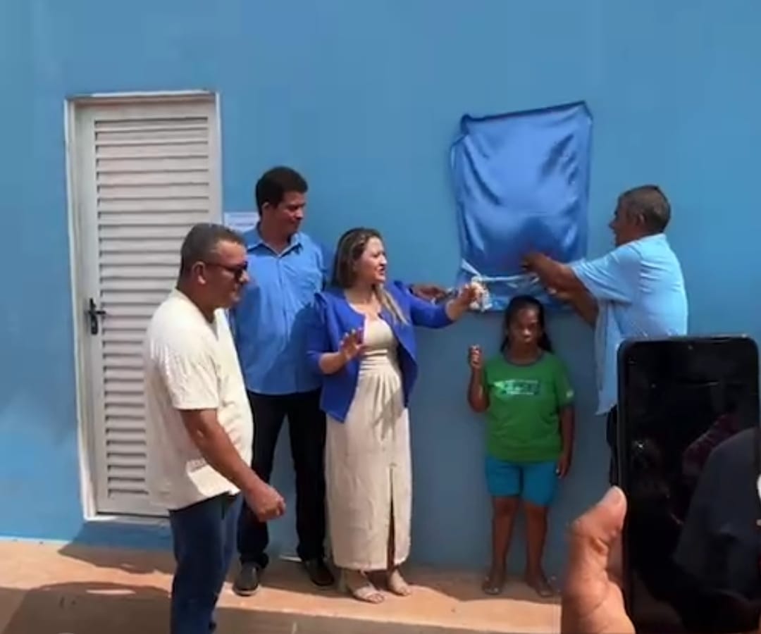 Prefeitura de Dois irmãos do Tocantins inaugura cinco unidades habitacionais com recursos próprios