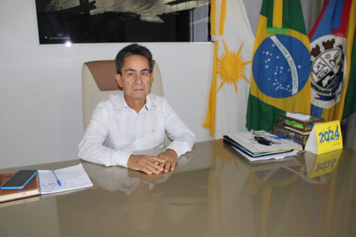 Prefeito interino de Caseara, Suair Mariano divulga mensagem oficial de Natal as famílias do município