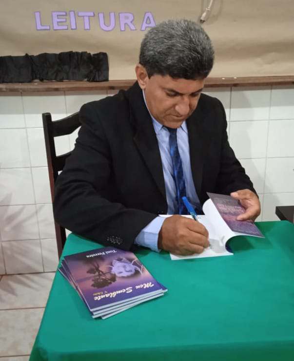 Toni Ferreira percorrerá todo Vale do Araguaia no primeiro semestre de 24, com o livro "Meu Semblante"