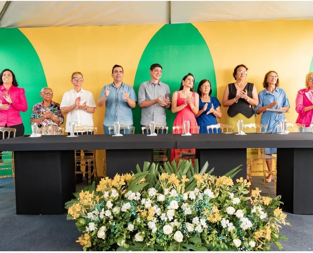 Prefeita de Monte Santo Enfermeira Nezita participou da inauguração da reforma e ampliação da prefeitura de Paraíso nesta sexta-feira (12)