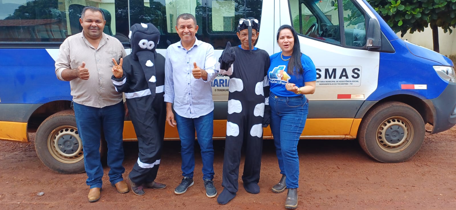 Ilton Coutinho participa de ação comunitária de recolhimento de lixo em Marianópolis do Tocantins