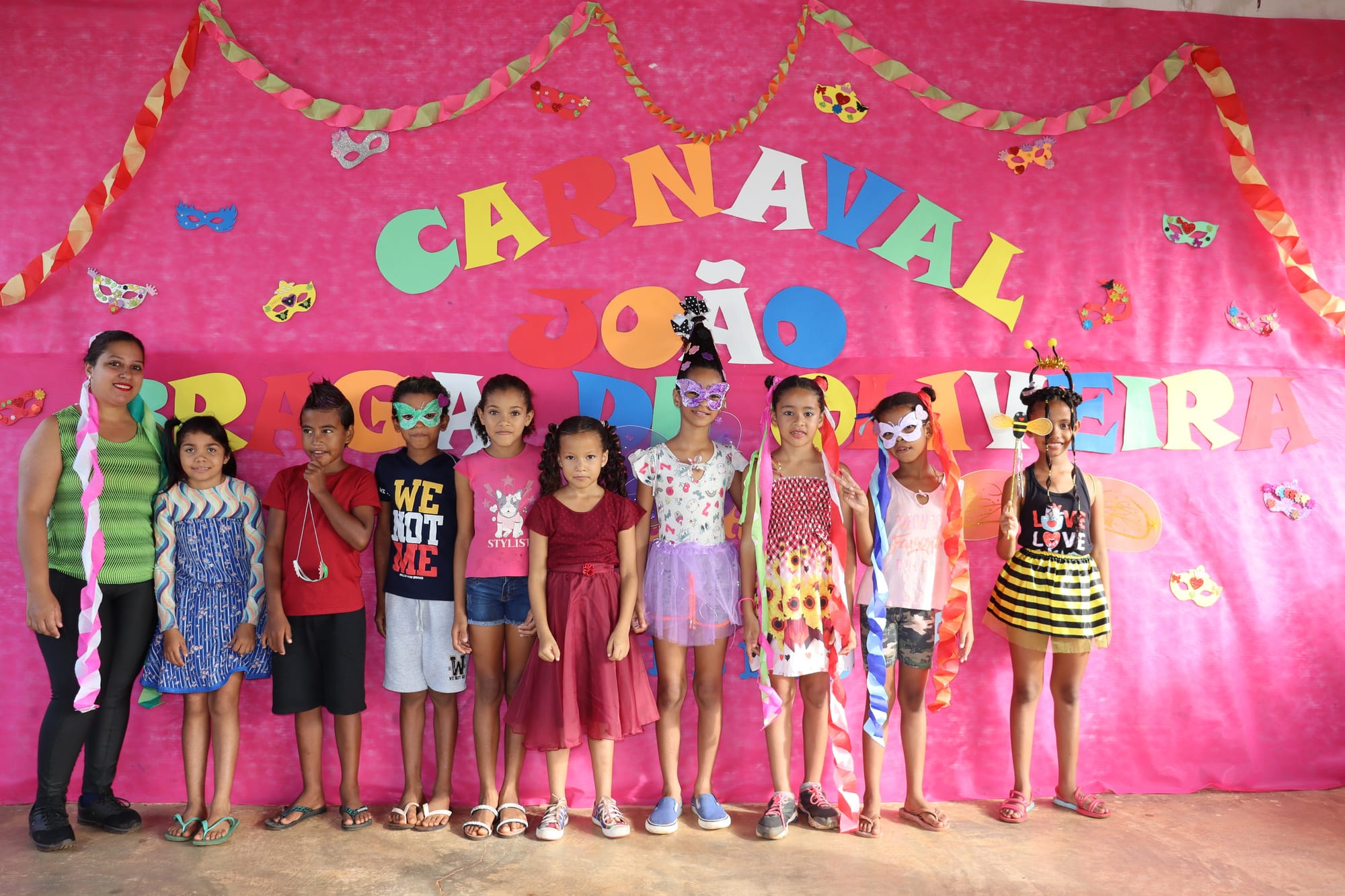 Cultura Carnavalesca: Escola Municipal João Braga prove carnaval escolar no Assentamento Manchete, em Marianópolis do Tocantins