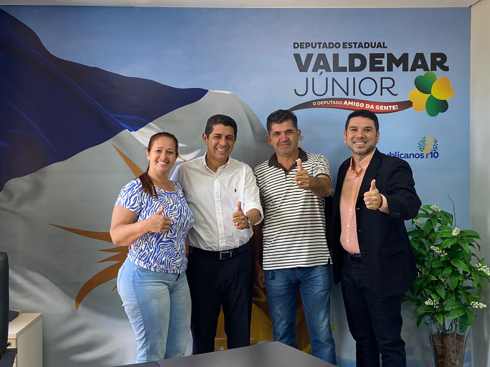 Deputado Valdemar Júnior declara apoio à pré-candidatura de Joãozinho Milhomem em Chapada de Areia