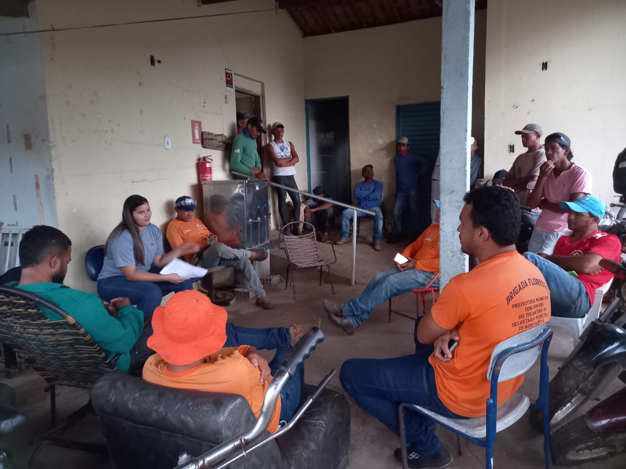 Equipes da Brigada Ambiental e Limpeza Urbana de Dois Irmãos são instruídas em palestra sobre Segurança do Trabalho