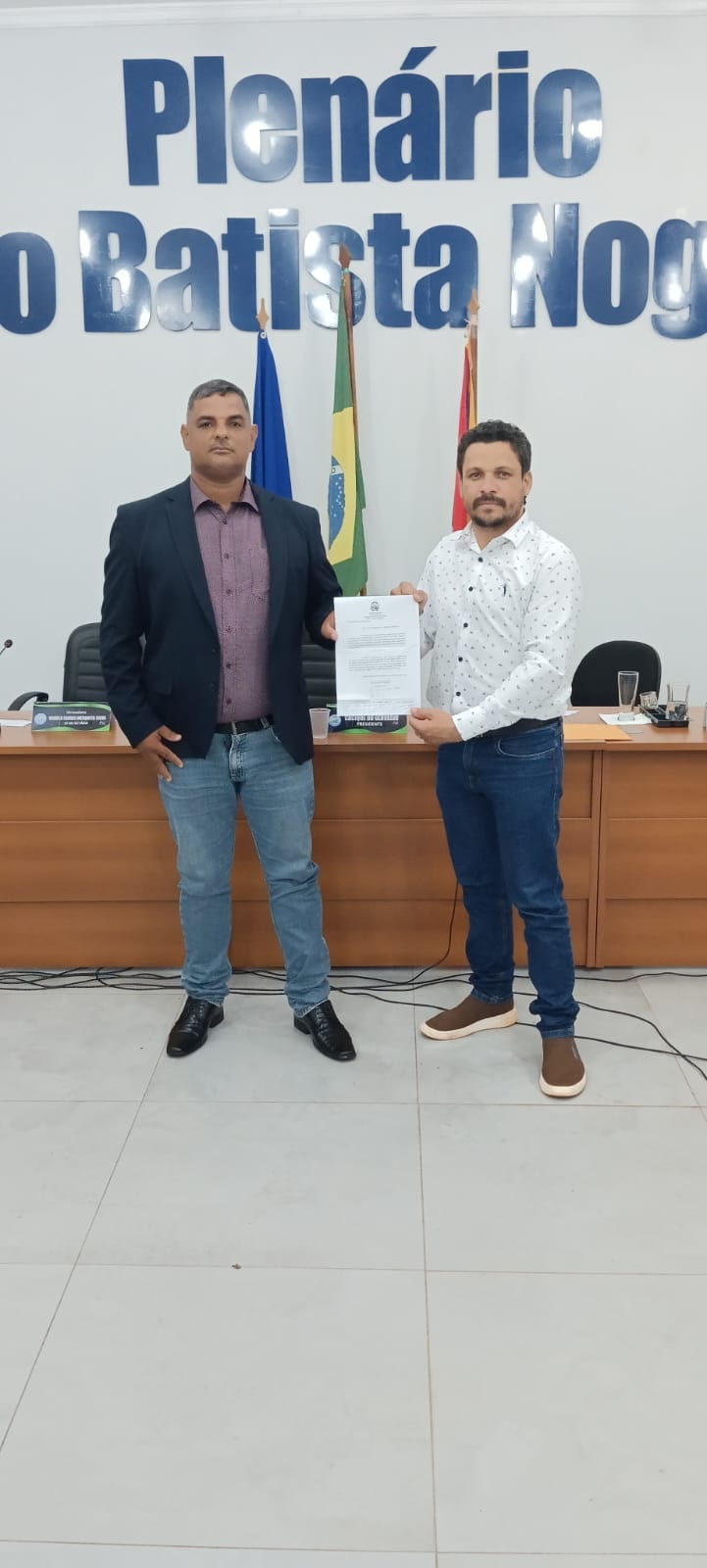 Vereador Gilvan do Felício de Caseara debate com Marco do Chico, iluminação pública e reajuste de servidores; requerimento foi aprovado todos os parlamentares