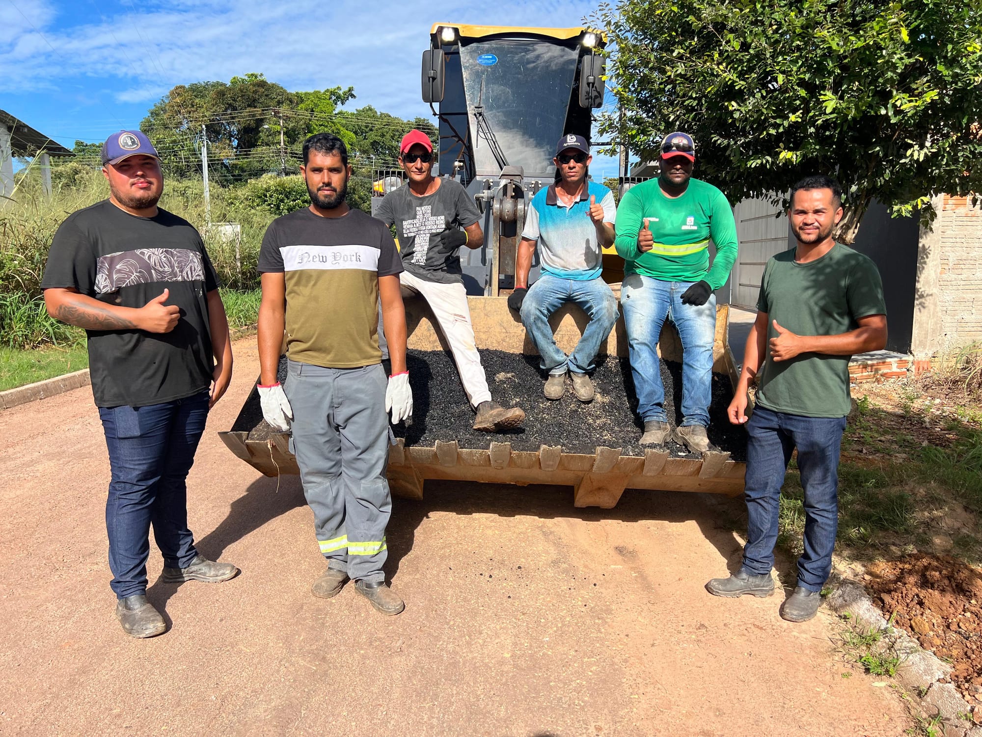 Operação tapa buraco segue em andamento em Abreulândia