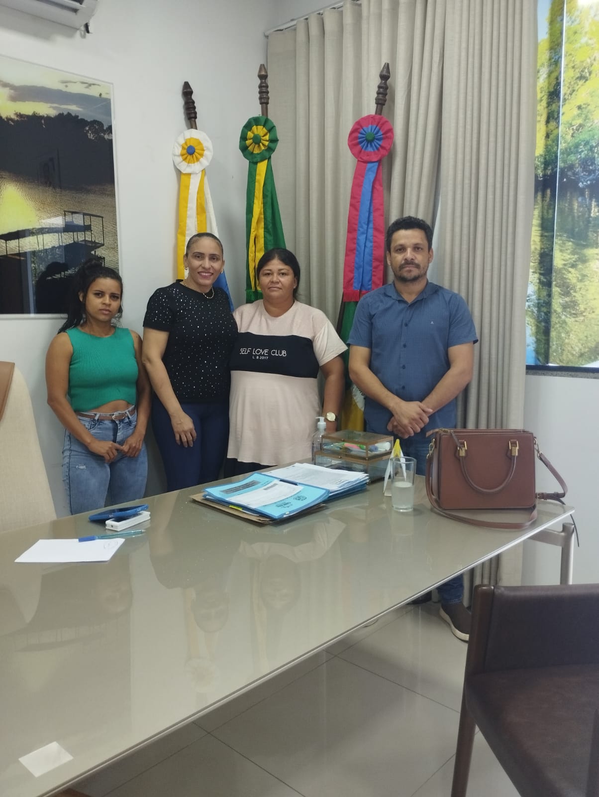 Prefeito Marcos do Chico e vereadora Professora Venuza debatem medidas de apoio a Colônia de Pescadores de Caseara