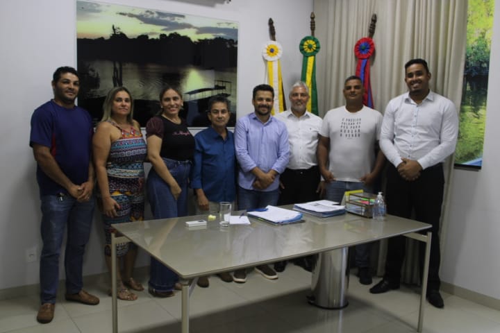 Prefeito e vereadores de Caseara apresentam demandas a representantes do Bradesco