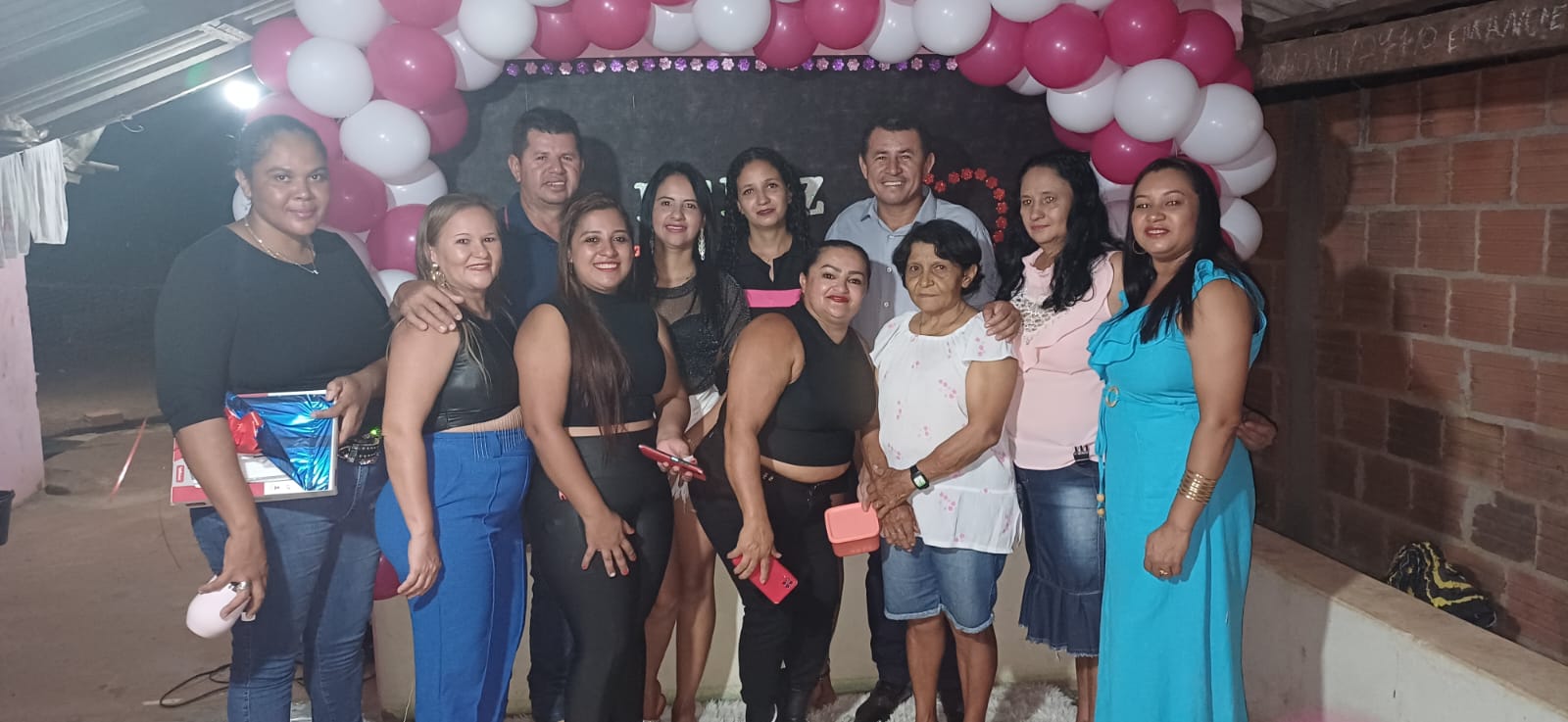 Pré-candidato a prefeito de Marianópolis Ilton Coutinho participa de evento em homenagem ao Dia das Mães no P.A. Manchete