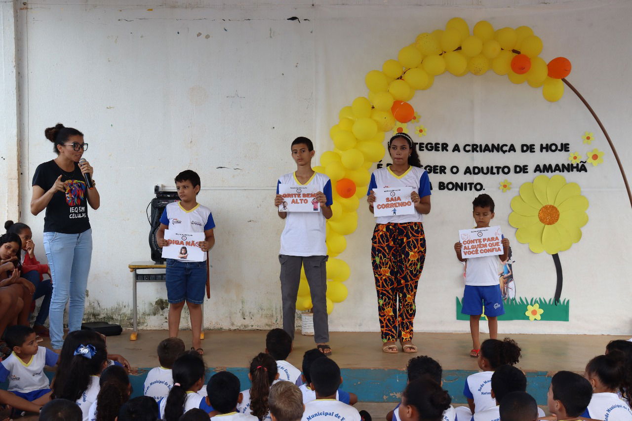 Ação educativa alusiva ao combate ao abuso e exploração sexual de Criança e Adolescente é realizado pela Assistência Social de Marianópolis