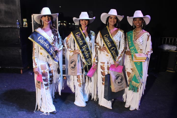 Rávila Santos Cruz é eleita Garota Expoagro 2024 na Exposição Agropecuária de Divinópolis do Tocantins