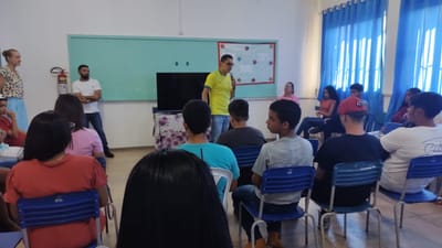 Colégio Estadual David Barbosa, em Marianópolis promove palestra educativa sobre prevenção ao uso de substância entorpecente