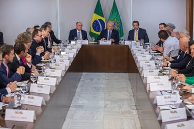 Governo anuncia redução de até 10,8% no preço de carros novos