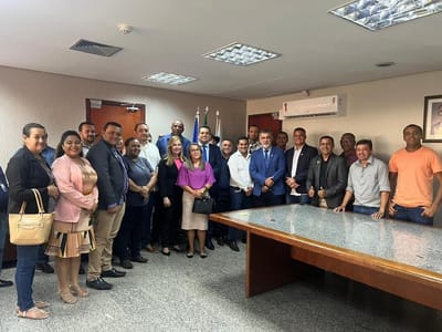 Presidente Clebinho Cavalcante, do Legislativo de Caseara, participou de reunião da UVT com presidente da AL, Amélio Cayres