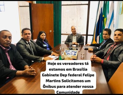 Em Brasília vereadores de Caseara solicitam emenda ao deputado federal Felipe Martins para aquisição de ônibus para atender as igrejas