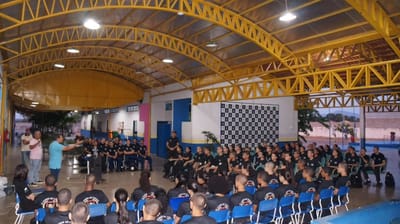 Osires Damaso leva mensagem de superação e empreendedorismo aos alunos do Curso Fiscal do CMTO Diaconízio Bezerra em Paraíso