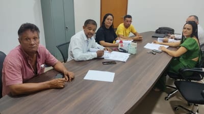 Comissões de Finanças e Orçamento e CCJ de Divinópolis analisam orçamento 2024, com assessor Contábil Ailton Contador