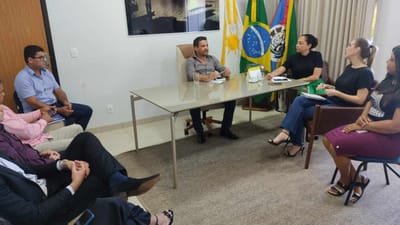 Prefeito de Caseara Marcos do Chico começou gestão se reunindo com assessores e planejando o novo governo municipal: “assessoria competente”