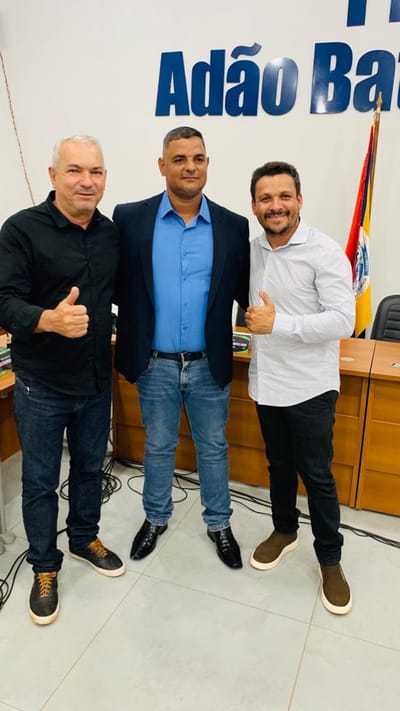 Secretário de Meio Ambiente e Turismo de Marianópolis do Tocantins, Laudemir Nenzão participa da posse do vereador Gilvan do Felício de Caseara