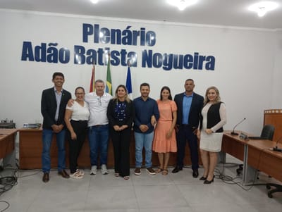 Suplente Mara do Marão toma posse do cargo de vereadora de Caseara