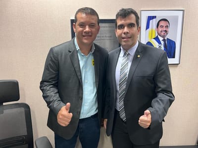Ricardo Ayres se compromete em viabilizar recursos para procedimentos cirúrgicos no HPP Rui Pádua de Marianópolis, após receber Isaías Piagem em Brasília
