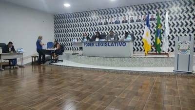 Inicio da semana de sessão foi marcado por aprovação de requerimentos e modernização do parlamento