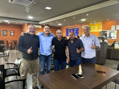 Pretenso de prefeito de Monte Santo Ailton Contador é recebido por Nilton Franco em Palmas