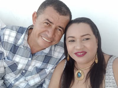Pré-candidato a prefeito de Marianópolis Ilton Coutinho e esposa parabeniza as mães de Marianópolis do Tocantins