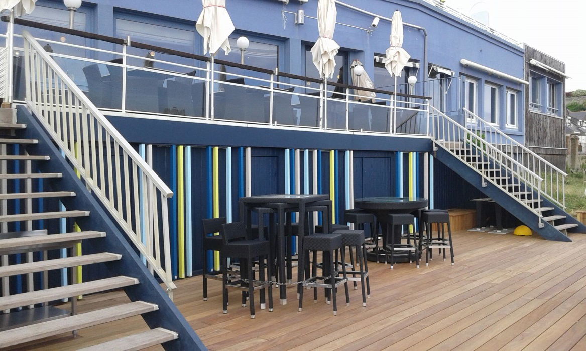 Saint Nazaire : Peinture micro poreuse sur support bois extérieur