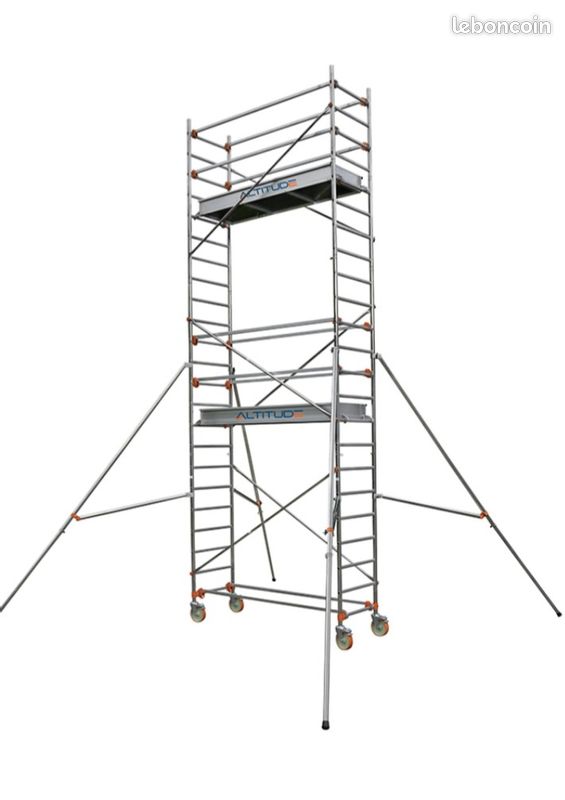 ECHAFAUDAGE ALU INTERIEUR/EXTERIEUR