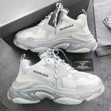 Balenciaga  triple s