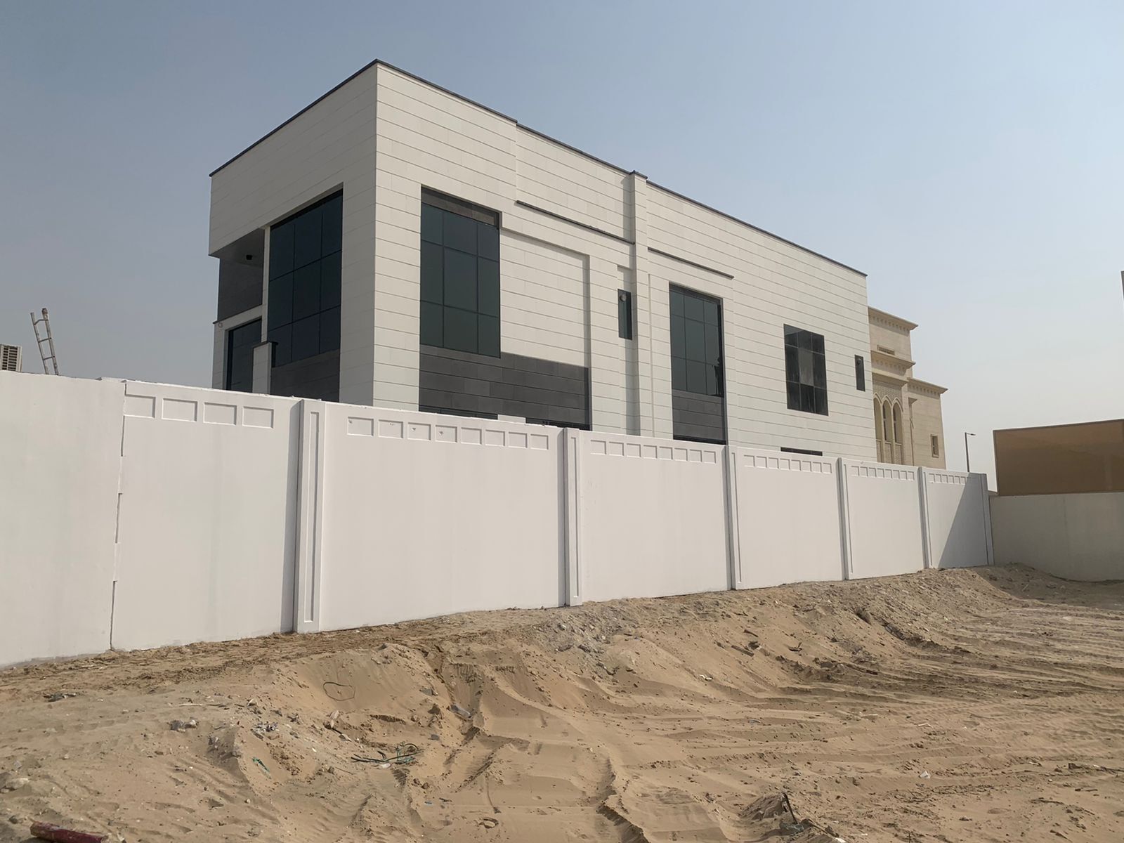 أعمال الديكورات الخارجية