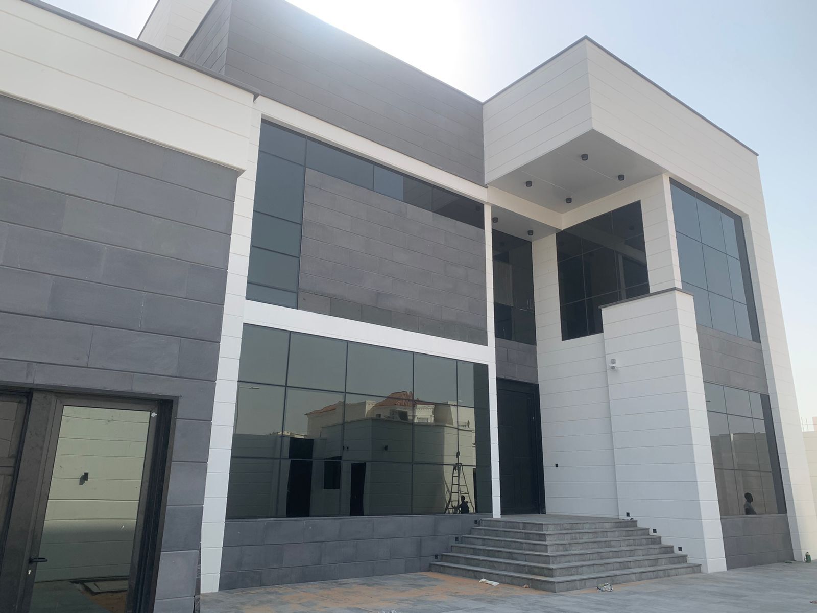 أعمال الديكورات الخارجية