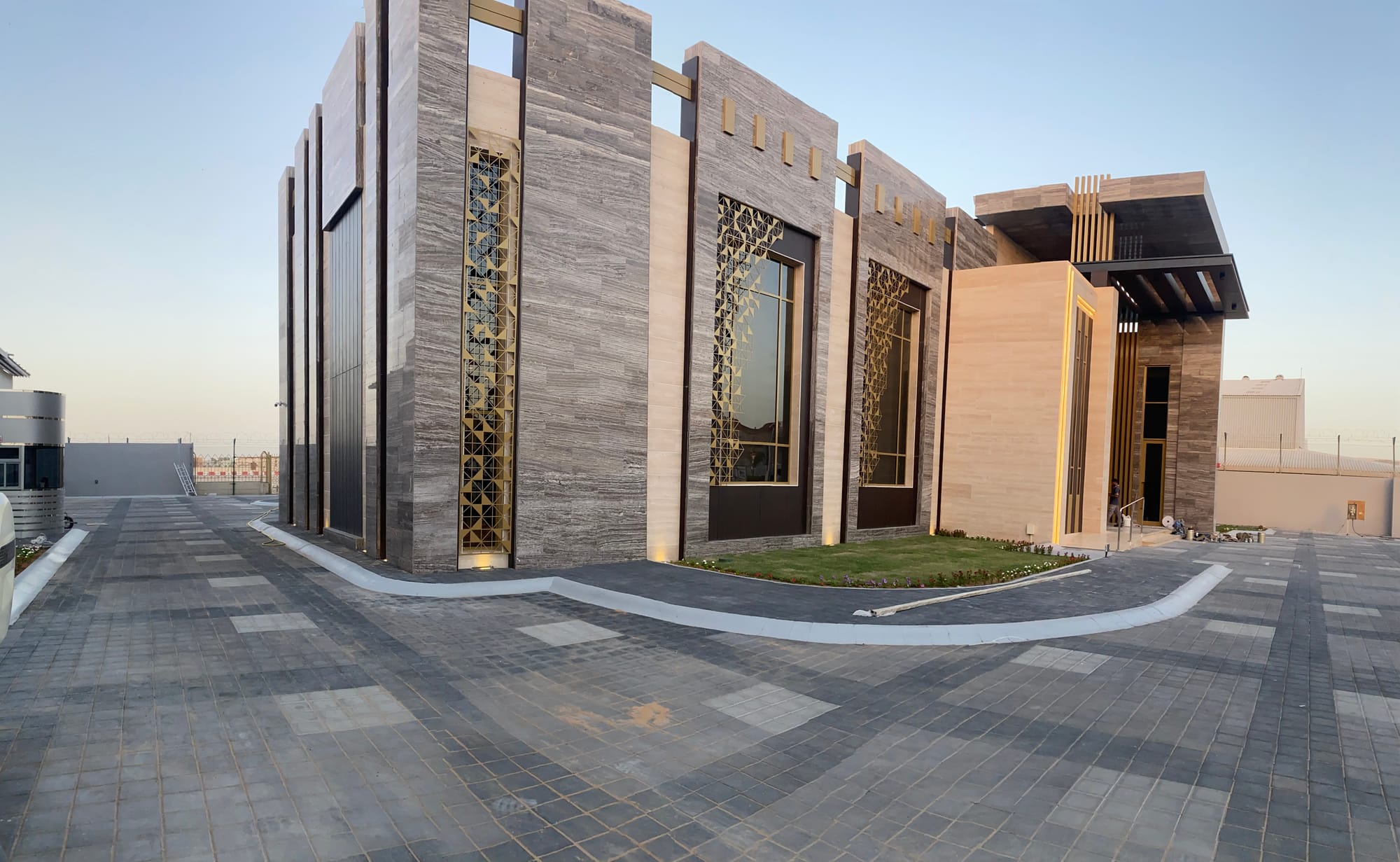 أعمال الديكورات الخارجية