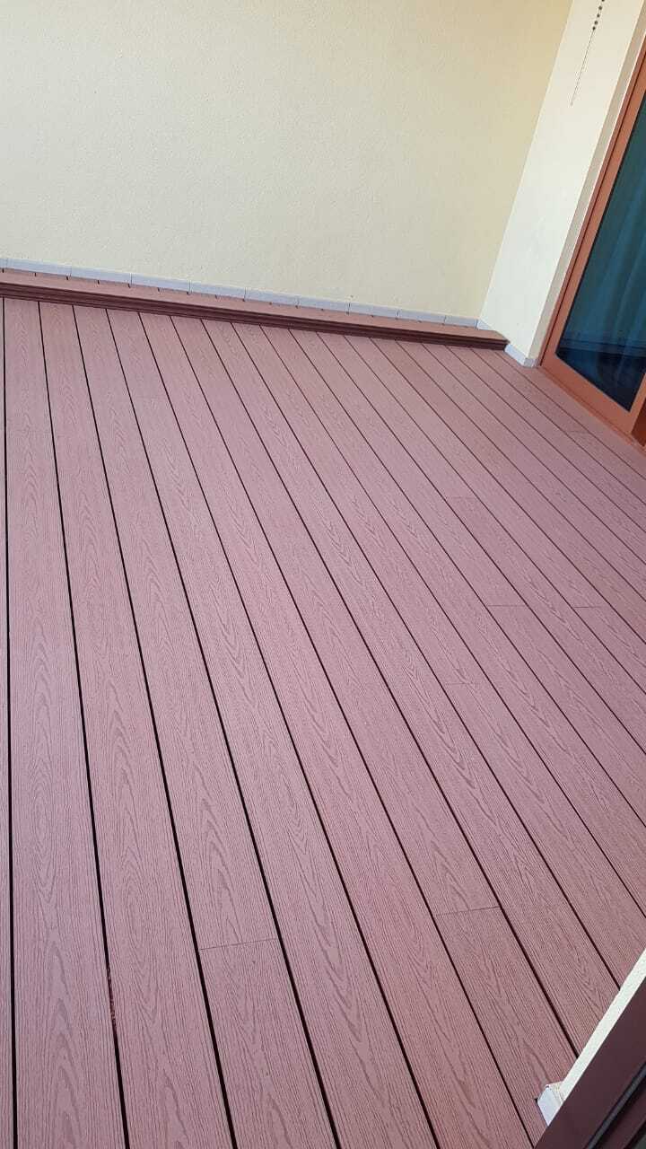 Wooden decking for outdoors and Swimming pools