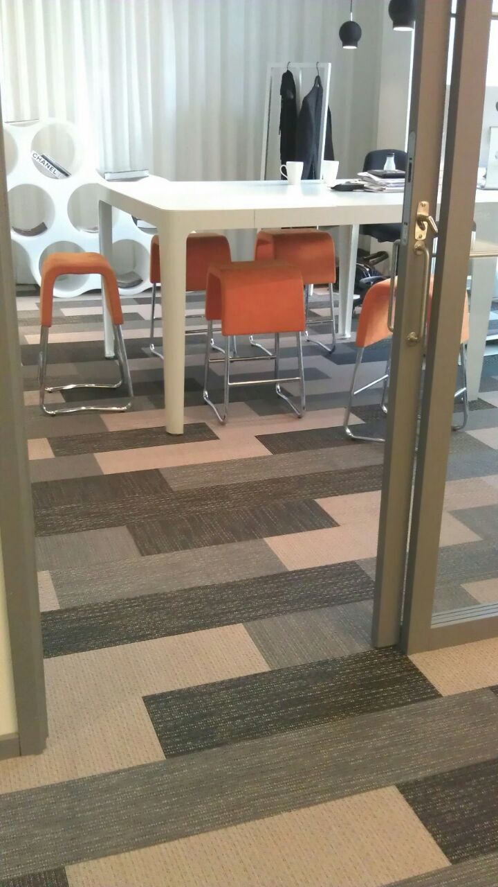 Carpet Floor for your startup that gives experience to you employees and guests