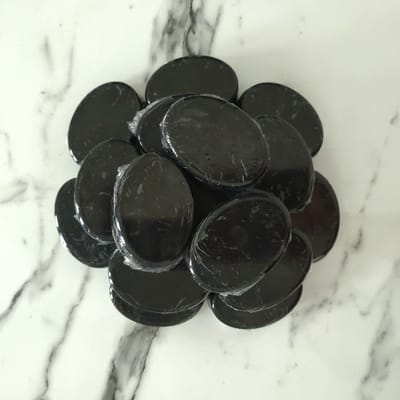 Jabón de Carbón Activo y Cenizas de Volcán