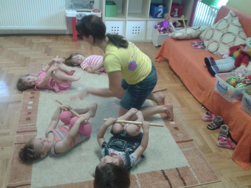 Konduktív nevelés, mozgásfejlesztés, Pető- módszer