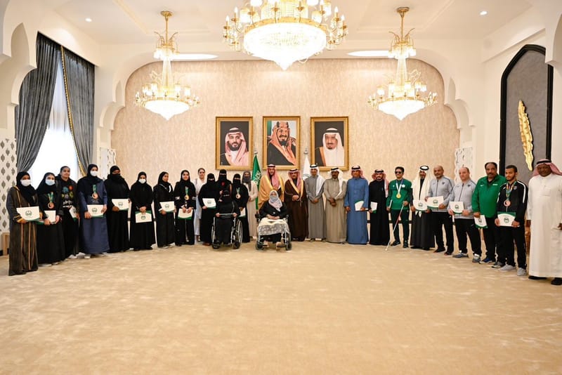 لقاء سمو محافظ الطائف الأمير سعود بن نهار