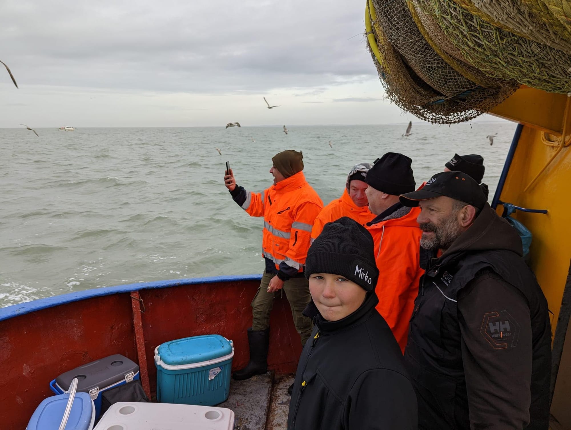 Mirko gaat ze vangen.