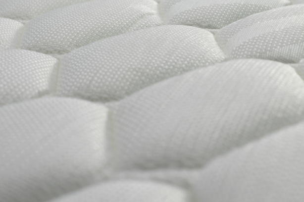 ALTURA COLCHON 26CM  RECOMENDADO PARA 85 KG POR PERSONA