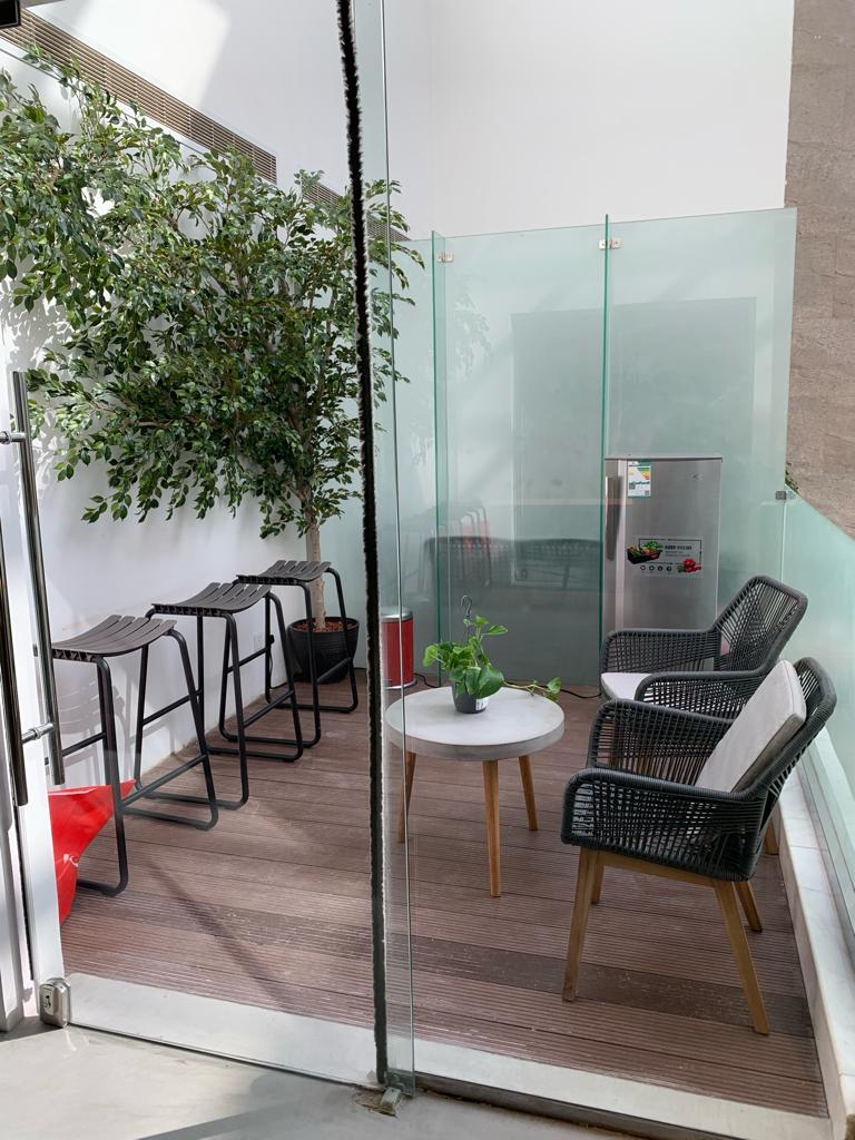 الديكورات الداخلية و الخارجية