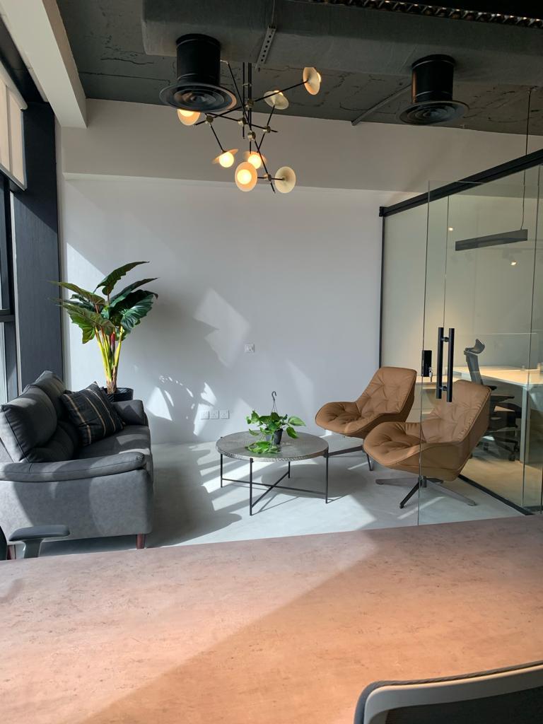 الديكورات الداخلية و الخارجية