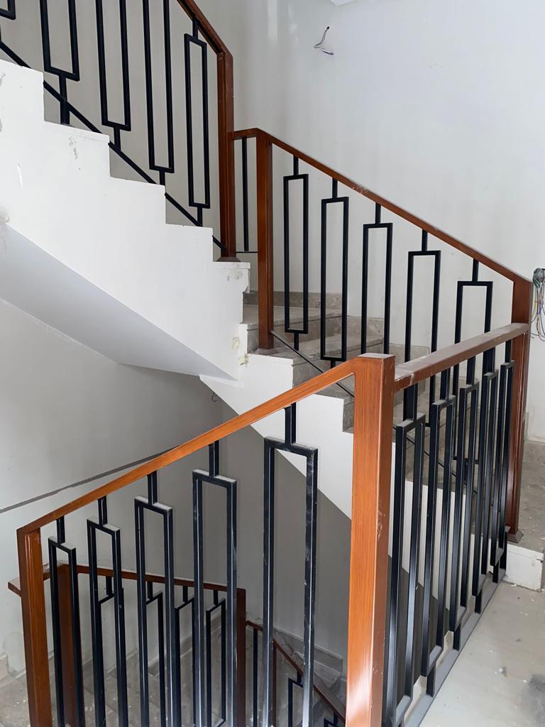 الديكورات الداخلية و الخارجية